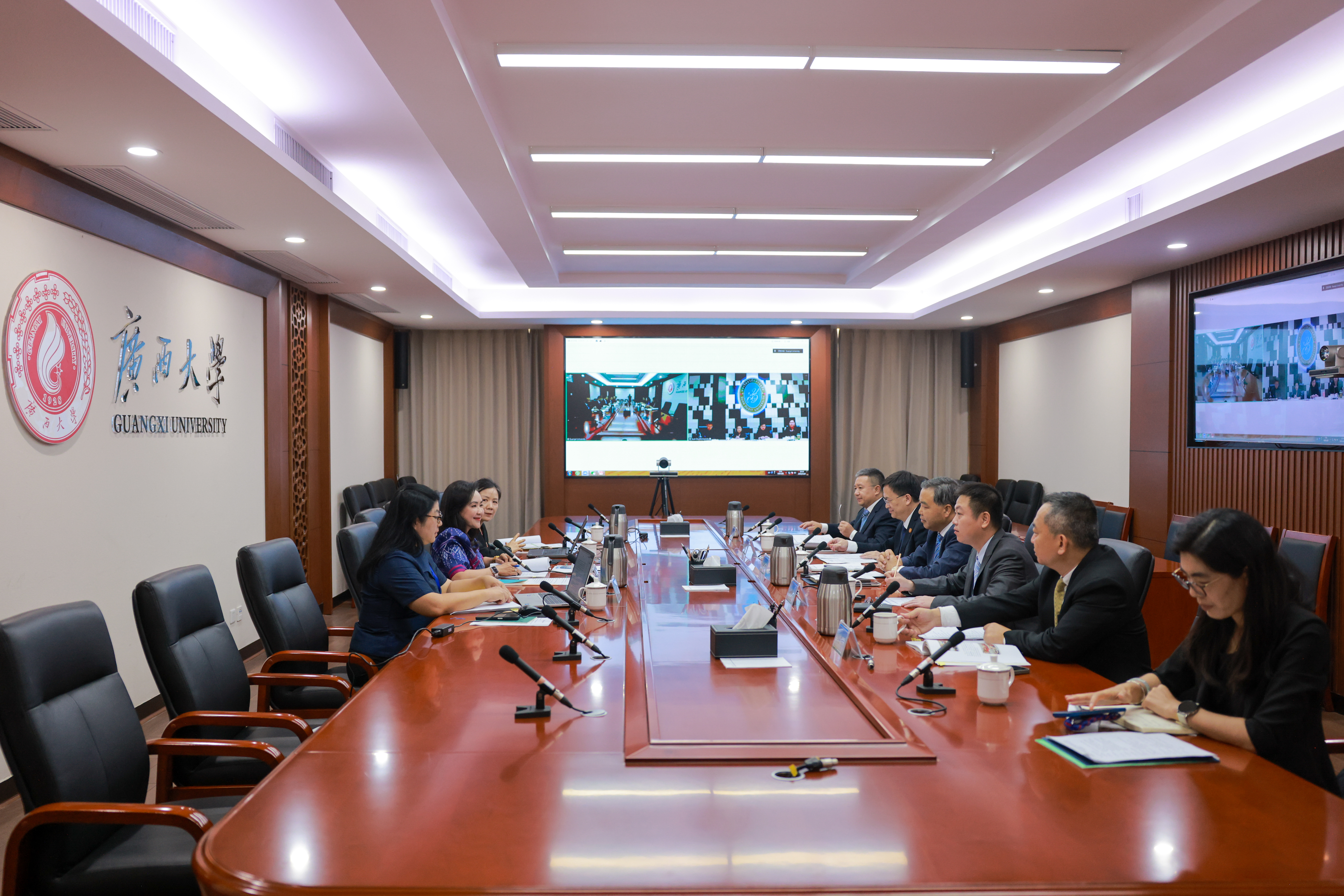                 世界杯官网共建的素攀孔子学院召开2026年理事会（2026-05-01）